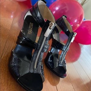 Elegant Black Michael Kors Sandals